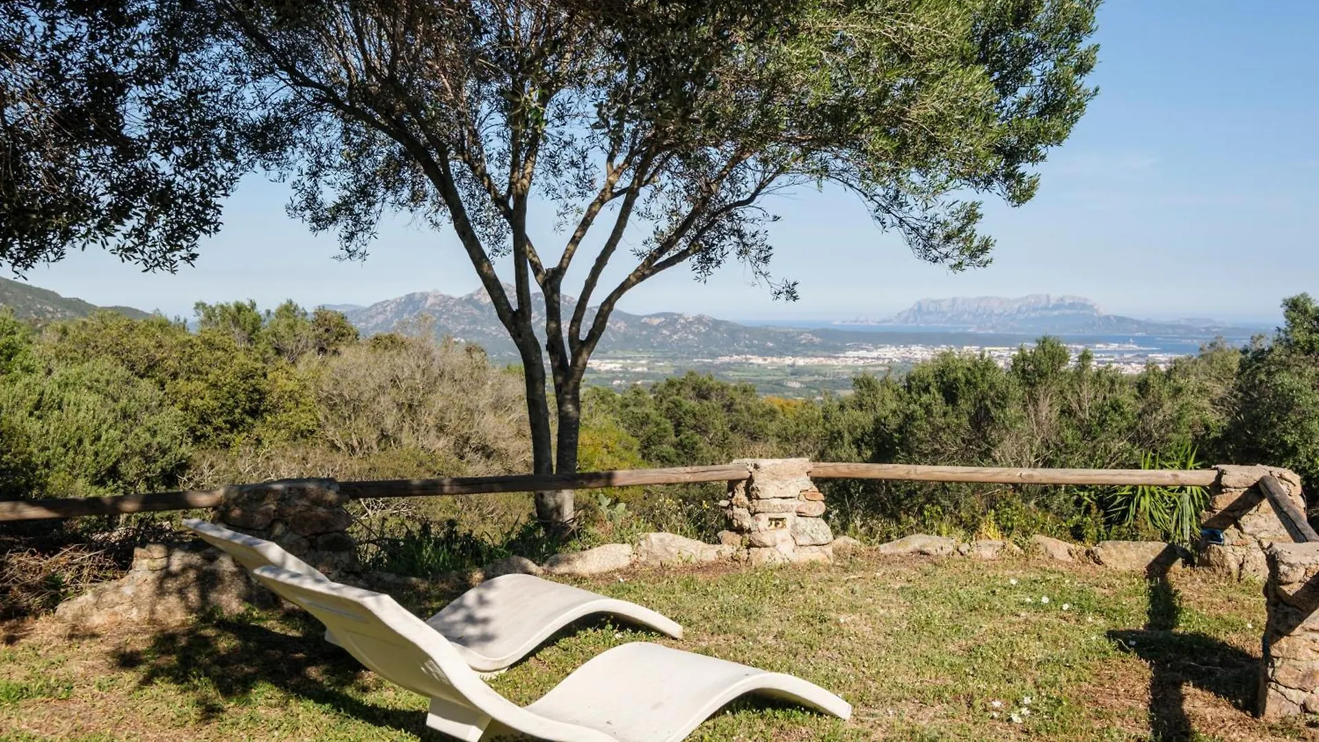 Villa Stazzu Straetu Antico Stazzo Gallurese Con Vista Sul Golfo Di Olbia